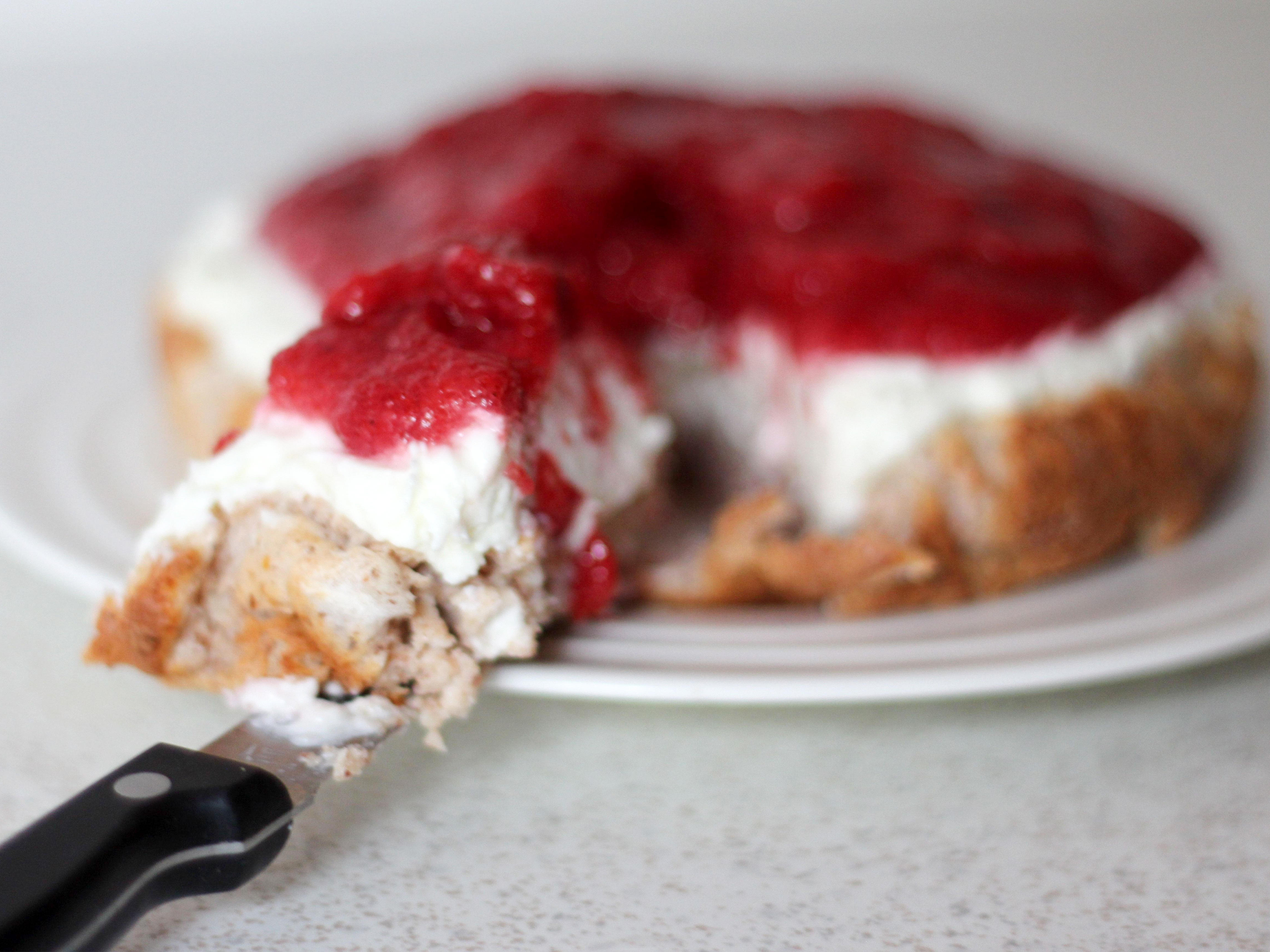 Low carb jagodna torta brez moke